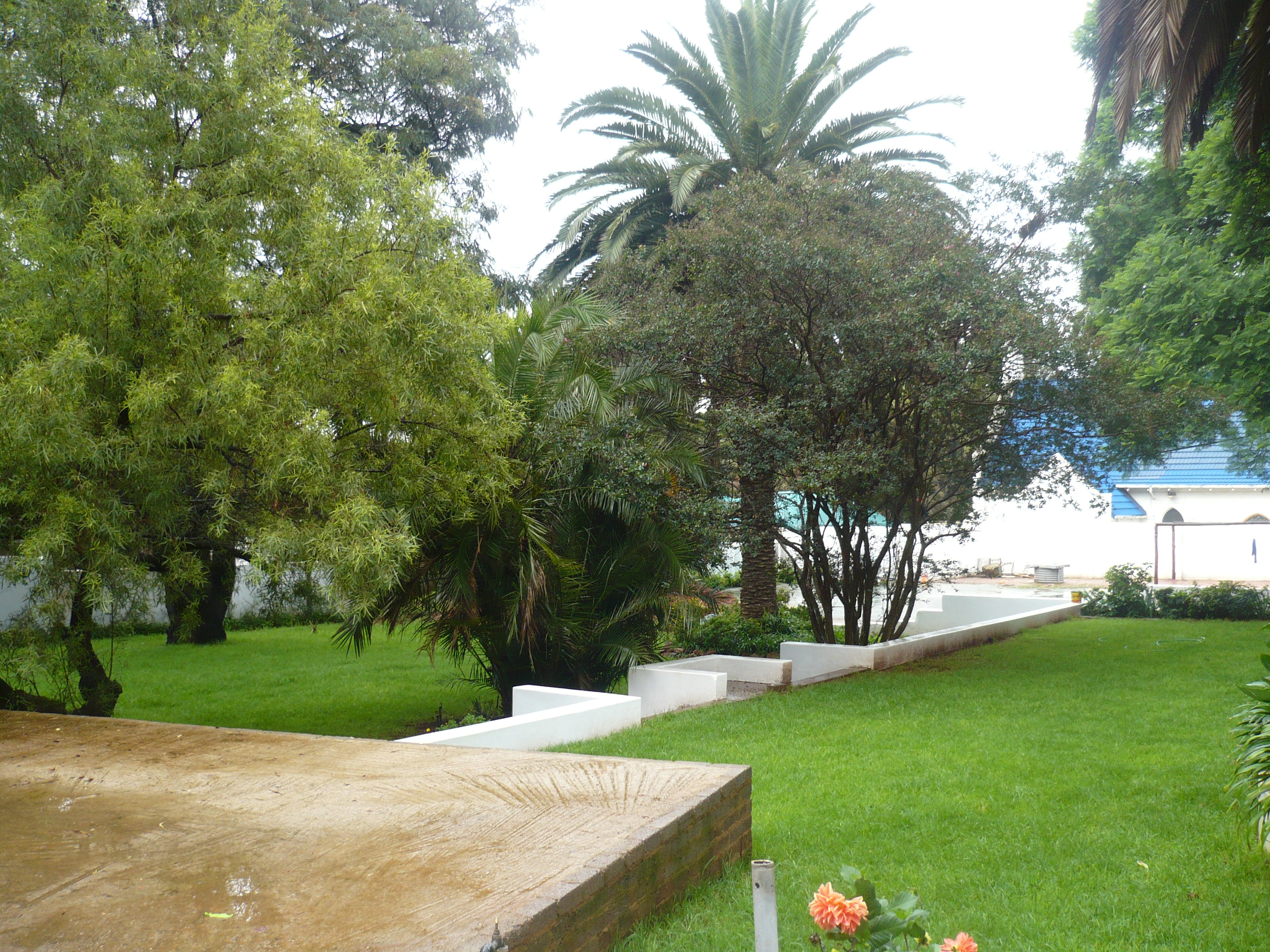 eastgate palms gardens