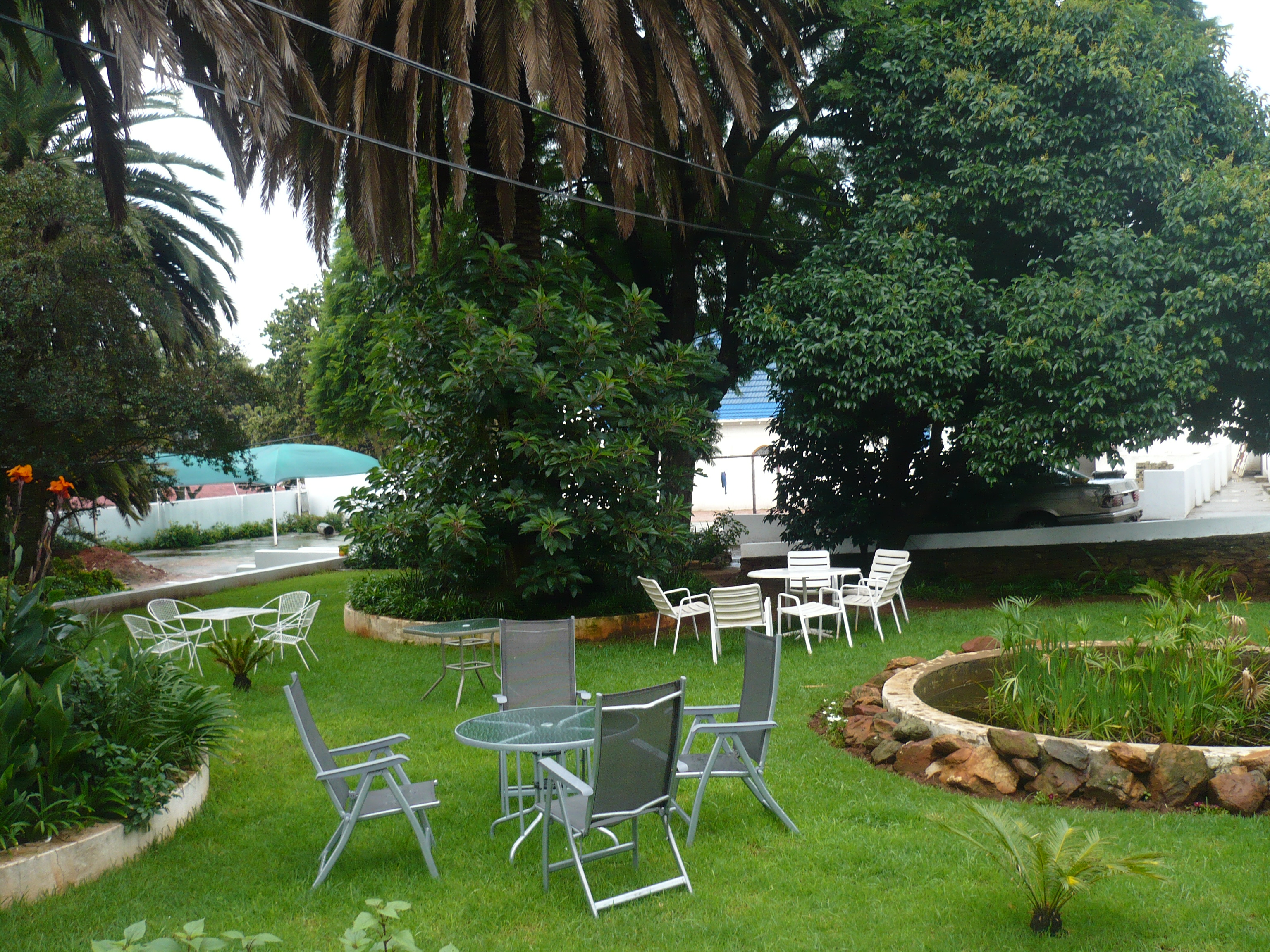 eastgate palms gardens